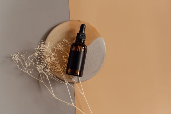 Découvrez notre boutique en ligne, spécialisée dans les soins à base de nigelle