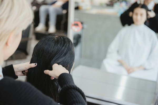 Découvre les secrets du coiffeur coloriste à rennes