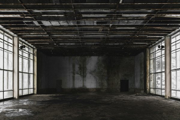 Bien choisir sa machine à coudre pour débutant : guide 2024